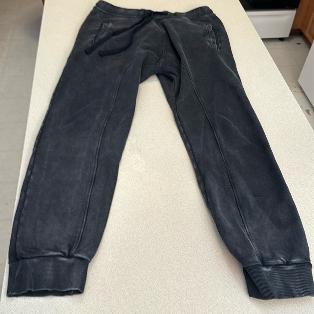ELEVENPARIS distressed joggers (black small)